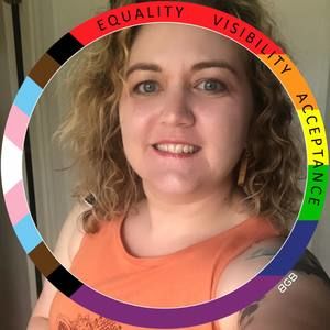 Meet your Posher, Angie